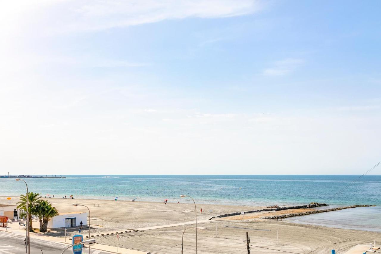 ✩Direct Beach Location ✩ Familyfriendly ✩ Netflix Santa Pola Luaran gambar